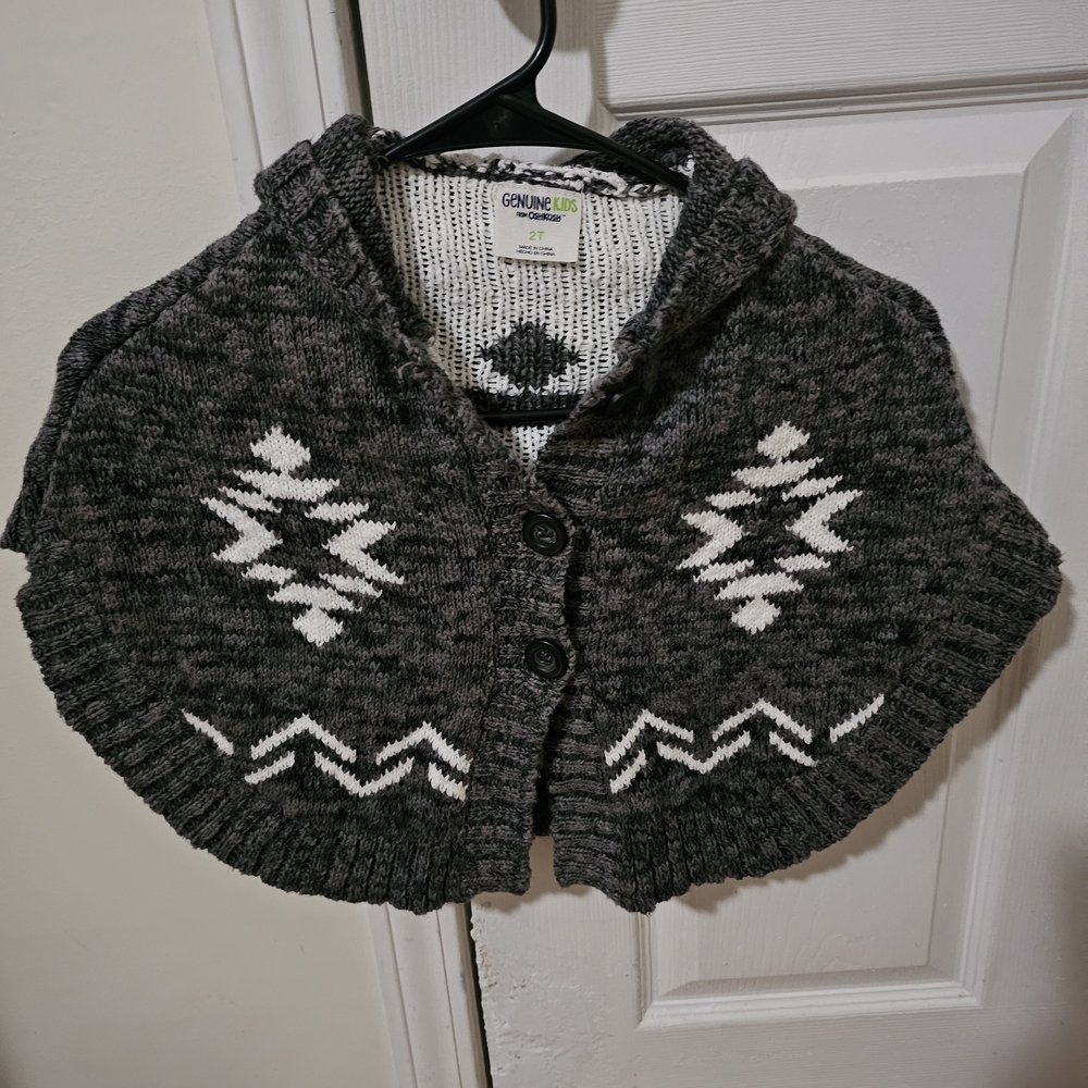 Gray and White and Black Women's Sweater 2T